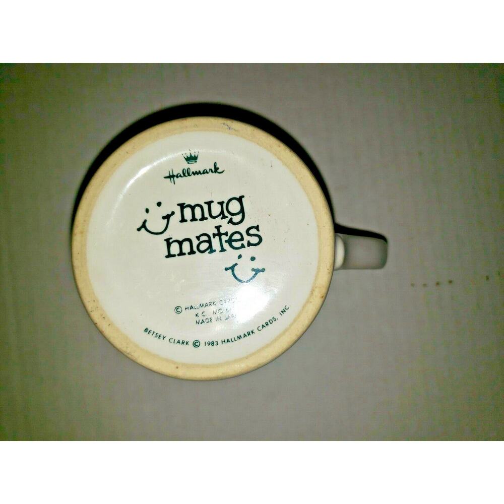 Vintage Hallmark Betsey Clark 1983 "Friends Make Your Day A Little Brighter" Mug - Picture 4 of 4
